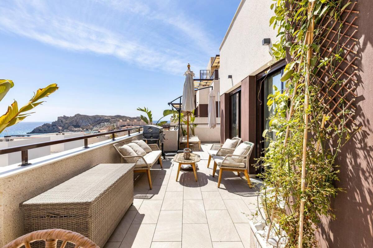 Luxury Designer Apartment - Unbeatable Sea Views アギラス エクステリア 写真