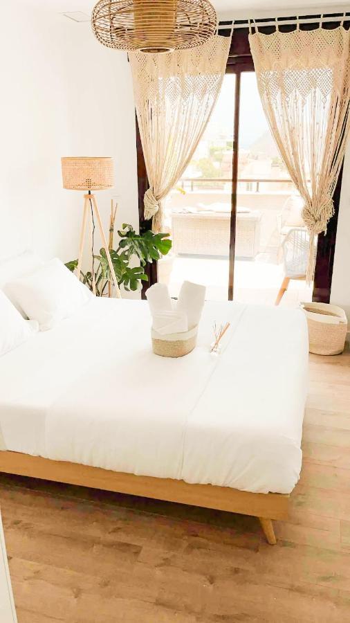 Luxury Designer Apartment - Unbeatable Sea Views アギラス エクステリア 写真