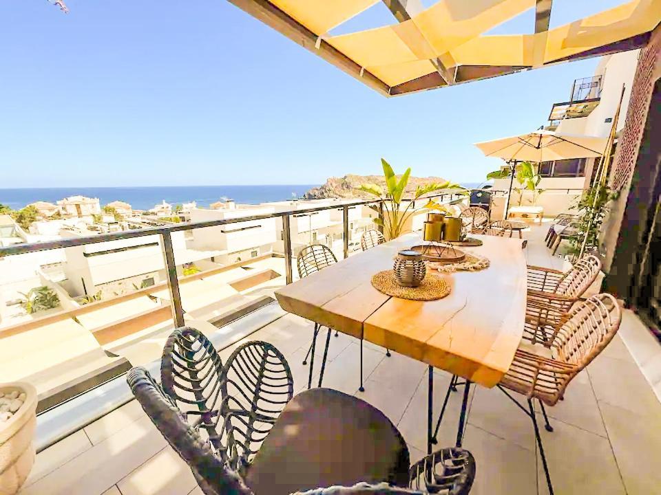 Luxury Designer Apartment - Unbeatable Sea Views アギラス エクステリア 写真