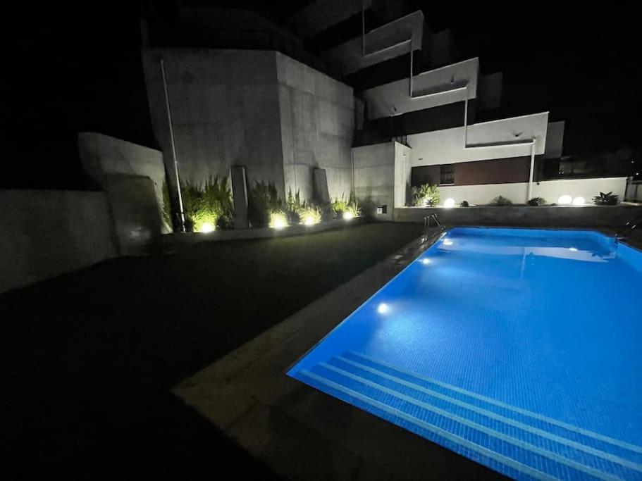 Luxury Designer Apartment - Unbeatable Sea Views アギラス エクステリア 写真
