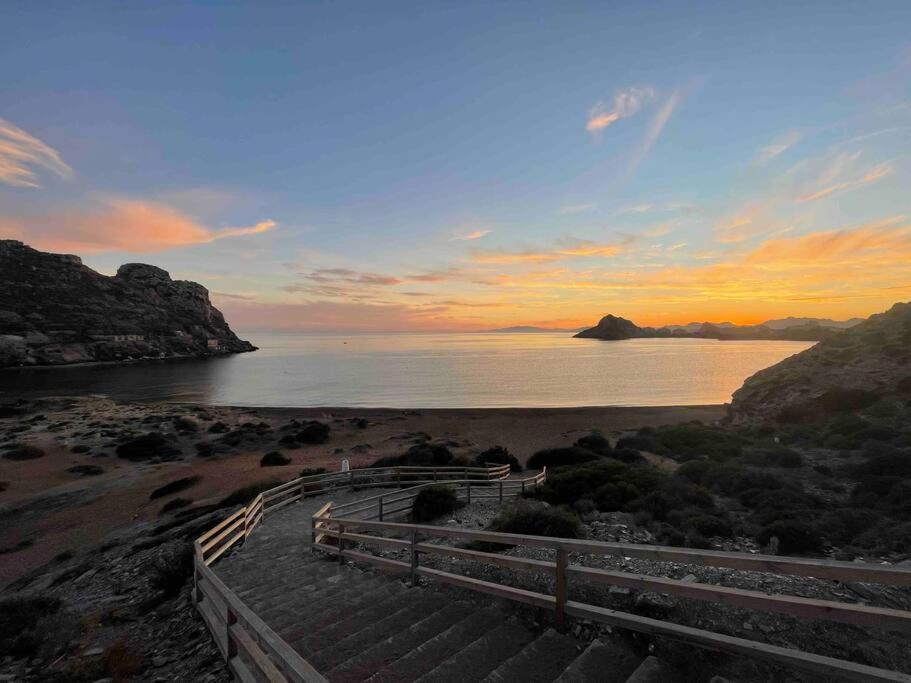 Luxury Designer Apartment - Unbeatable Sea Views アギラス エクステリア 写真