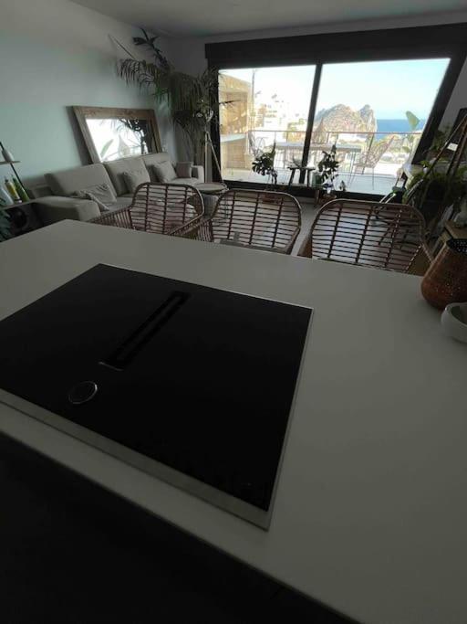 Luxury Designer Apartment - Unbeatable Sea Views アギラス エクステリア 写真