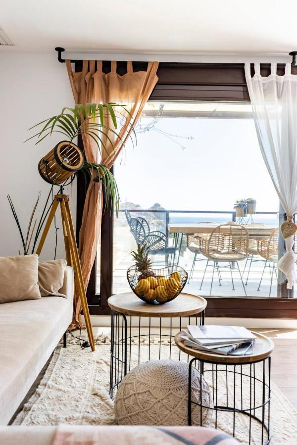 Luxury Designer Apartment - Unbeatable Sea Views アギラス エクステリア 写真