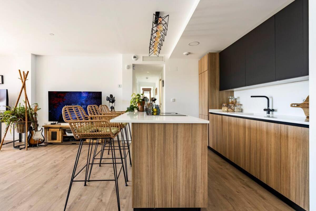 Luxury Designer Apartment - Unbeatable Sea Views アギラス エクステリア 写真