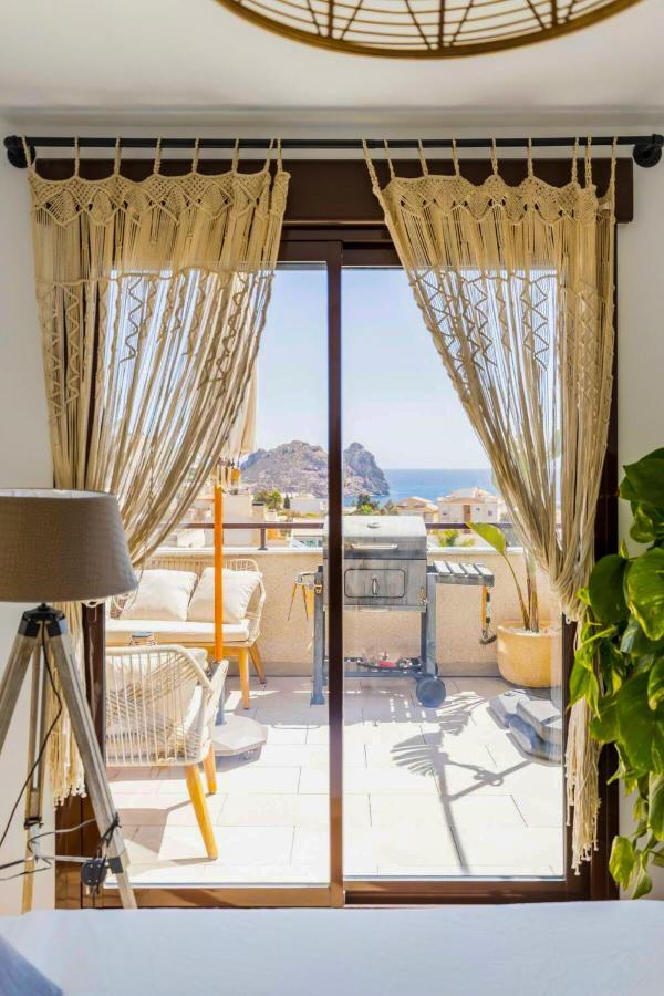 Luxury Designer Apartment - Unbeatable Sea Views アギラス エクステリア 写真