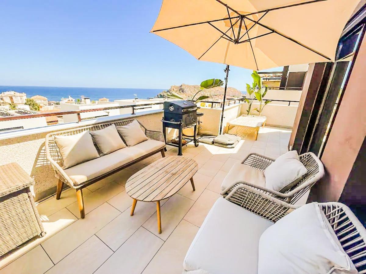 Luxury Designer Apartment - Unbeatable Sea Views アギラス エクステリア 写真